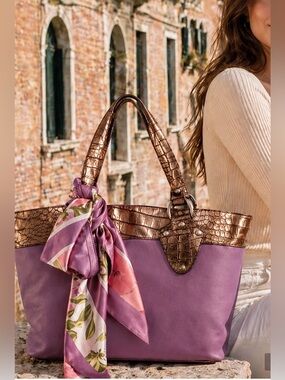 Falor Italy Vintage Purple Leather Croc Tote Bag